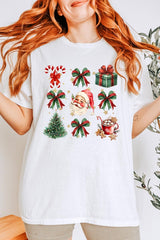5000-E3217 Santa Gifts & Bows Christmas Graphic Heavy Cotton Tee $9