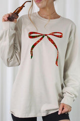 UL240P-E3211 Red Bow Christmas Graphic Plus Long Sleeve Tee $17