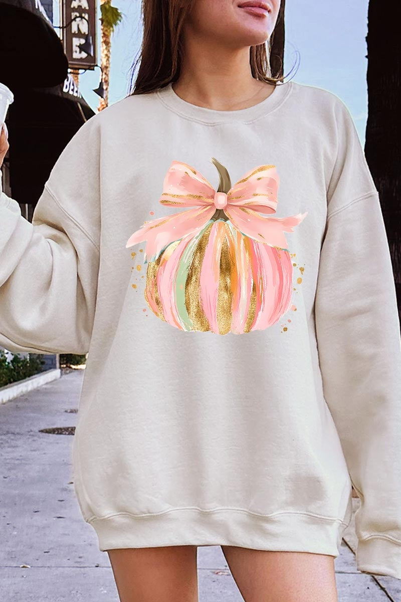 UL180-E3083 Brushstroke Pumpkin Graphic Sweatshirt $20