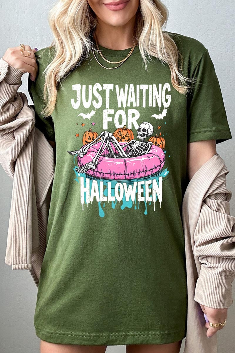 US3001P-E3138 Just Waiting For Halloween Graphic Plus Tee $16