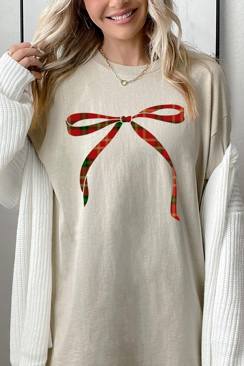 5000-E3211 Red Bow Christmas Graphic Heavy Cotton Tee $9