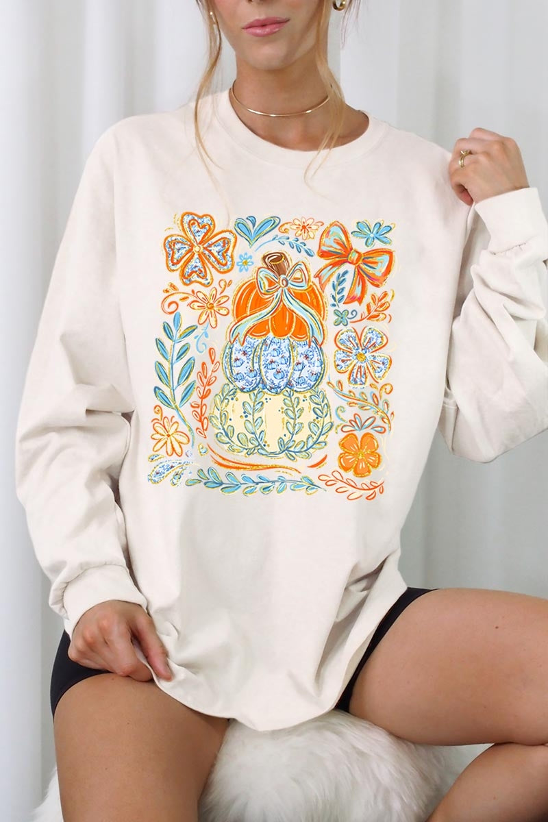 UL240P-E3153 Floral Pumpkin Stack Graphic Plus Long Sleeve Tee $17
