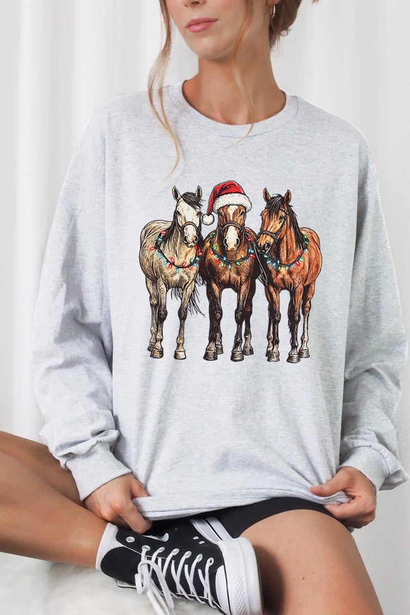 UL240P-E3182 Christmas Horses Graphic Plus Long Sleeve Tee $17