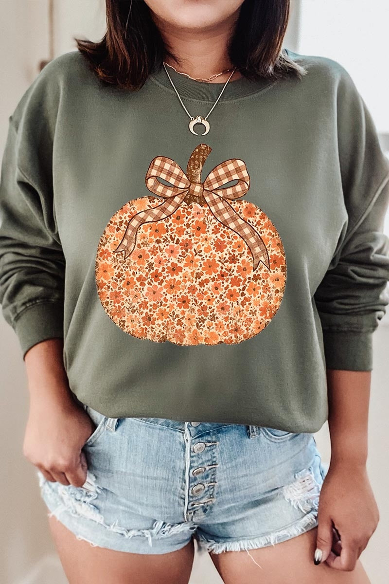 UL180P-E3135 Floral Fall Pumpkin Graphic Plus Sweatshirt $25