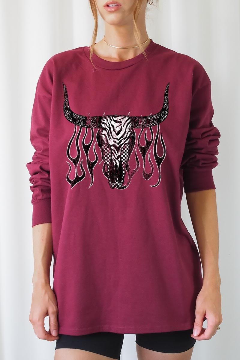 UL240P-E3176 Western Bullskull Graphic Plus Long Sleeve Tee $17