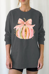 UL240P-E3083 Brushstroke Pumpkin Graphic Plus Long Sleeve Tee $17