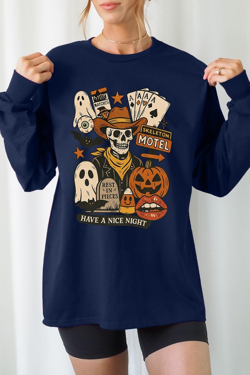 UL240P-E3107 Spooky Skeleton Graphic Plus Long Sleeve Tee $17
