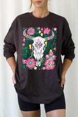 UL240P-E3086 Western Floral Cow Skull Graphic Plus Long Sleeve Tee $17