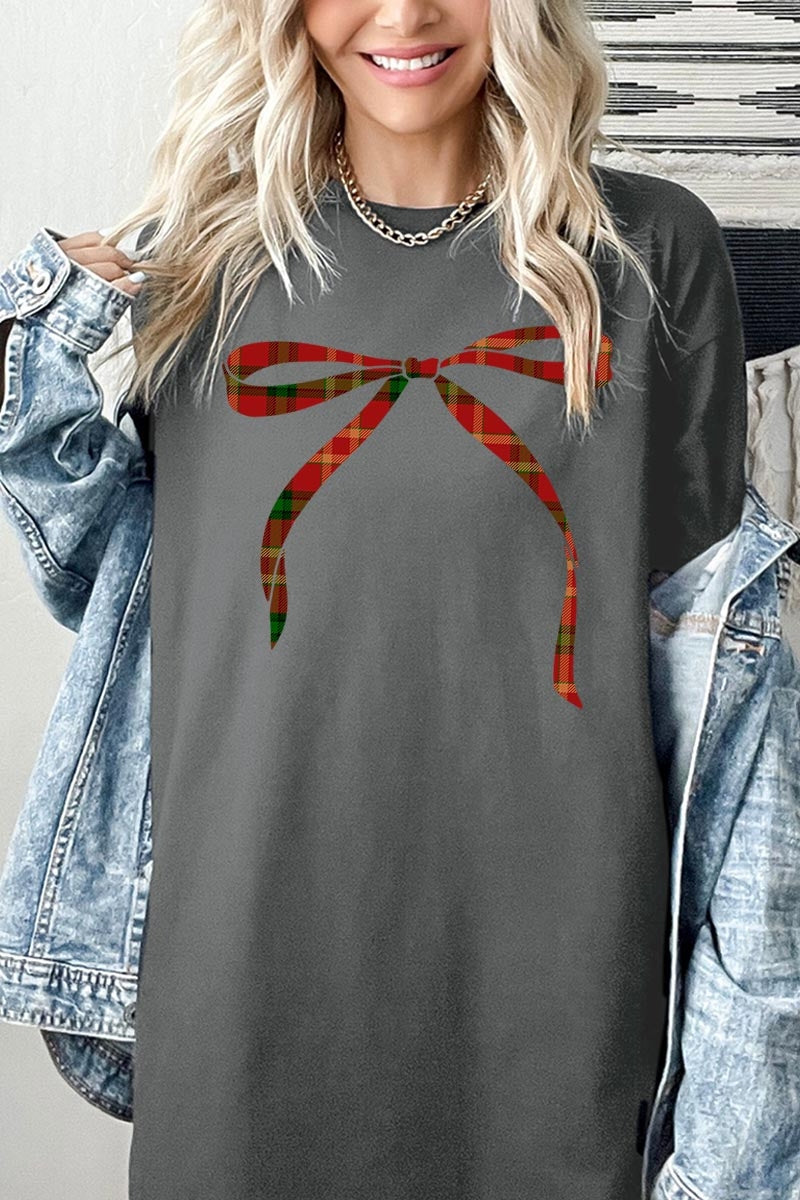 5000P-E3211 Red Bow Christmas Graphic Plus Heavy Cotton Tee $12.75