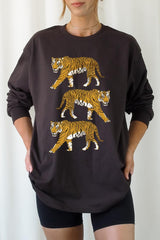 UL240P-E3104 Retro Tigers Graphic Plus Long Sleeve Tee $17