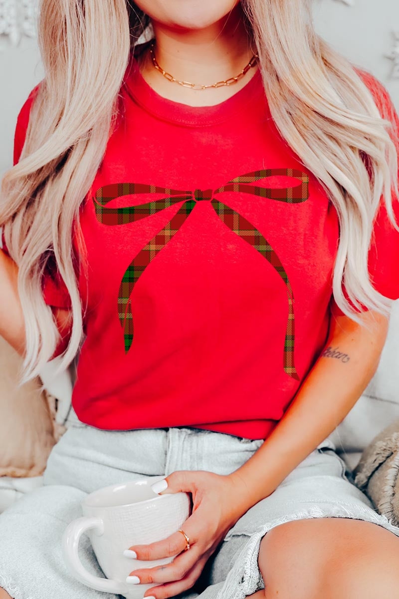 US3001P-E3211 Red Bow Christmas Graphic Plus Tee $16