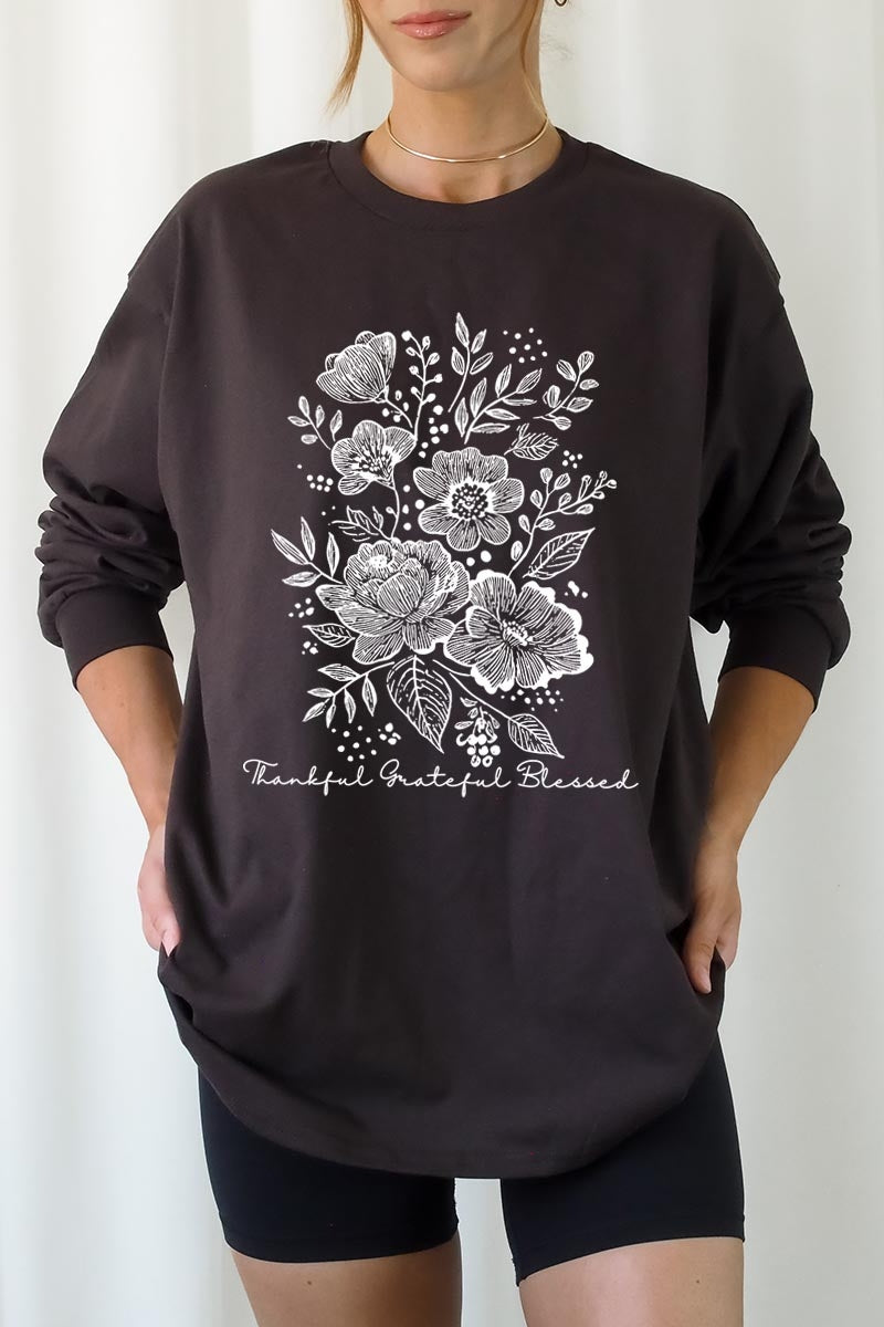 UL240P-E3155 Neutral Thanksgiving Graphic Plus Long Sleeve Tee $17