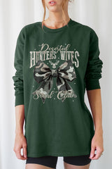 UL240P-E3193 Huntersu2019 Wives Social Club Graphic Plus Long Sleeve Tee $17