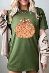 US3001P-E3135 Floral Fall Pumpkin Graphic Plus Tee $16