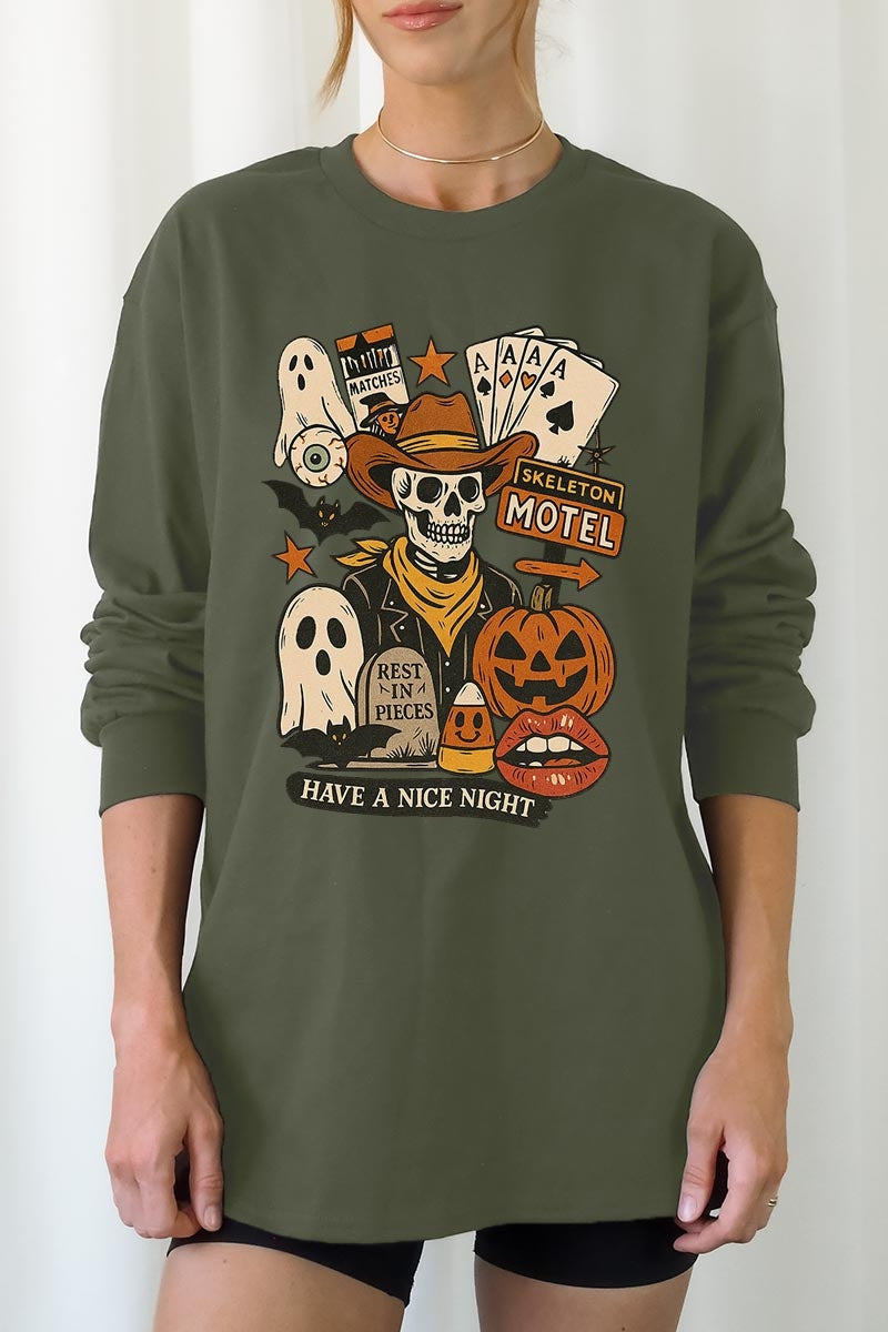 UL240-E3107 Spooky Western Skeleton Graphic Long Sleeve Tee $13.75