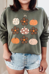 UL180-E3117 Pumpkins & Flowers Fall Graphic Sweatshirt $20