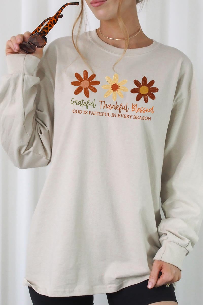 UL240-E3165 Boho Fall Christian Graphic Long Sleeve Tee $13.75