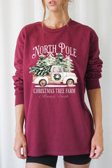 UL240P-E3174 North Pole Christmas Graphic Plus Long Sleeve Tee $17